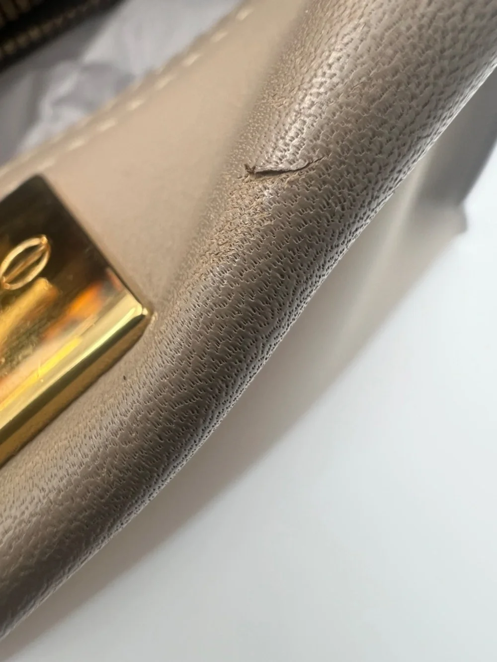 Pre Loved Fendi Peekaboo handbag